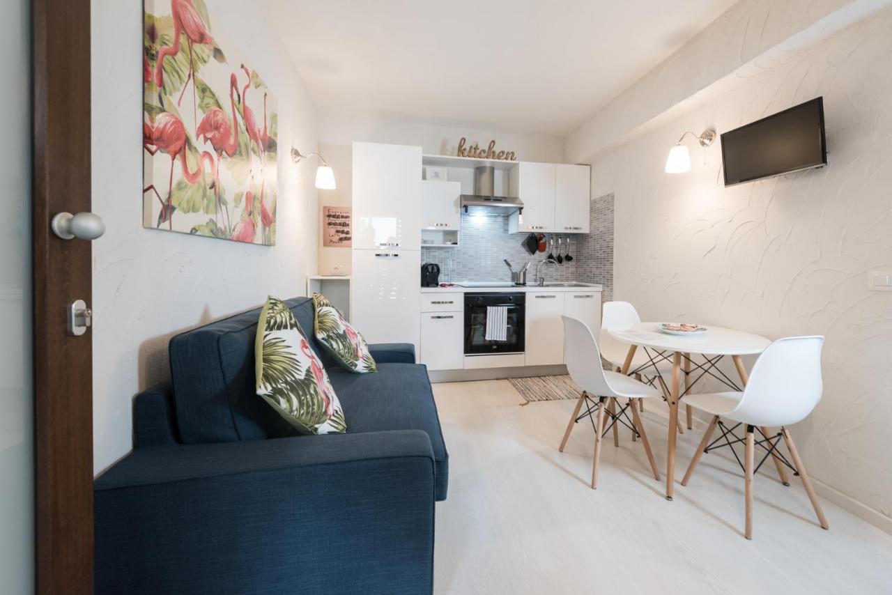 Resilienza Tropical Apartments & Room Порто-Сант'Эльпидио Экстерьер фото