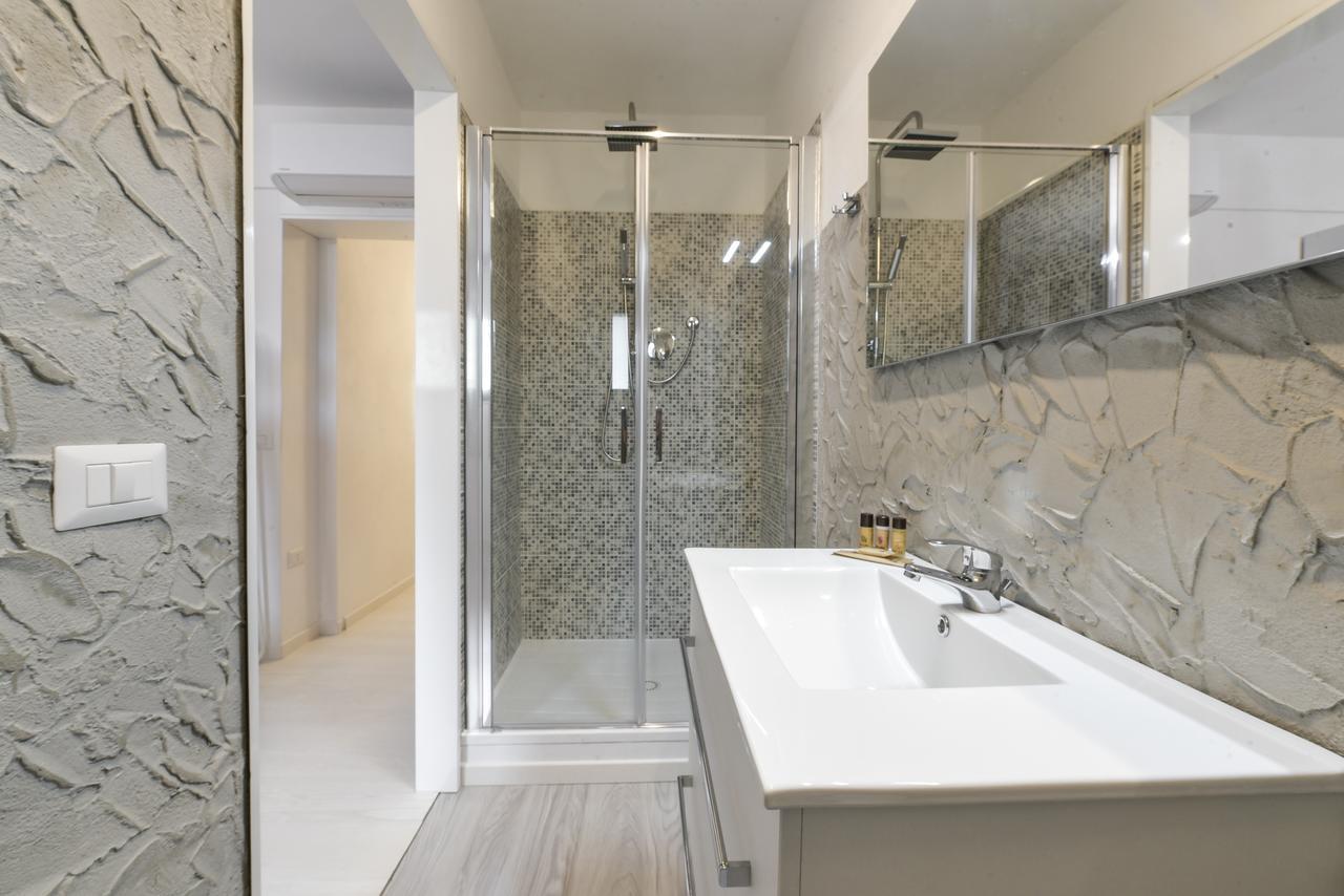 Resilienza Tropical Apartments & Room Порто-Сант'Эльпидио Экстерьер фото